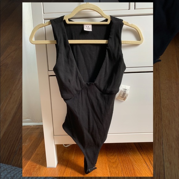 black low cut bodysuit - Picture 1 of 1